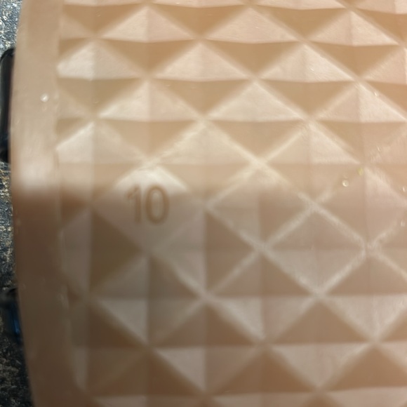 Aerosoles Miles Black Strappy Sandals NWOB - Picture 6 of 6